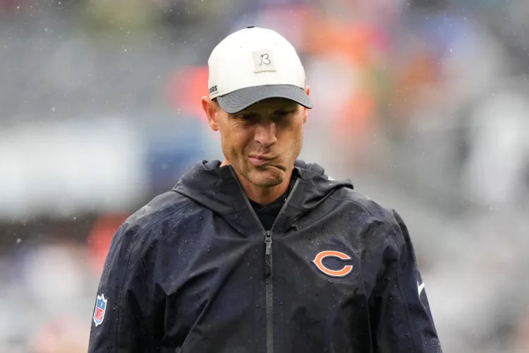 Pro Picks: Eagles favored over Bears